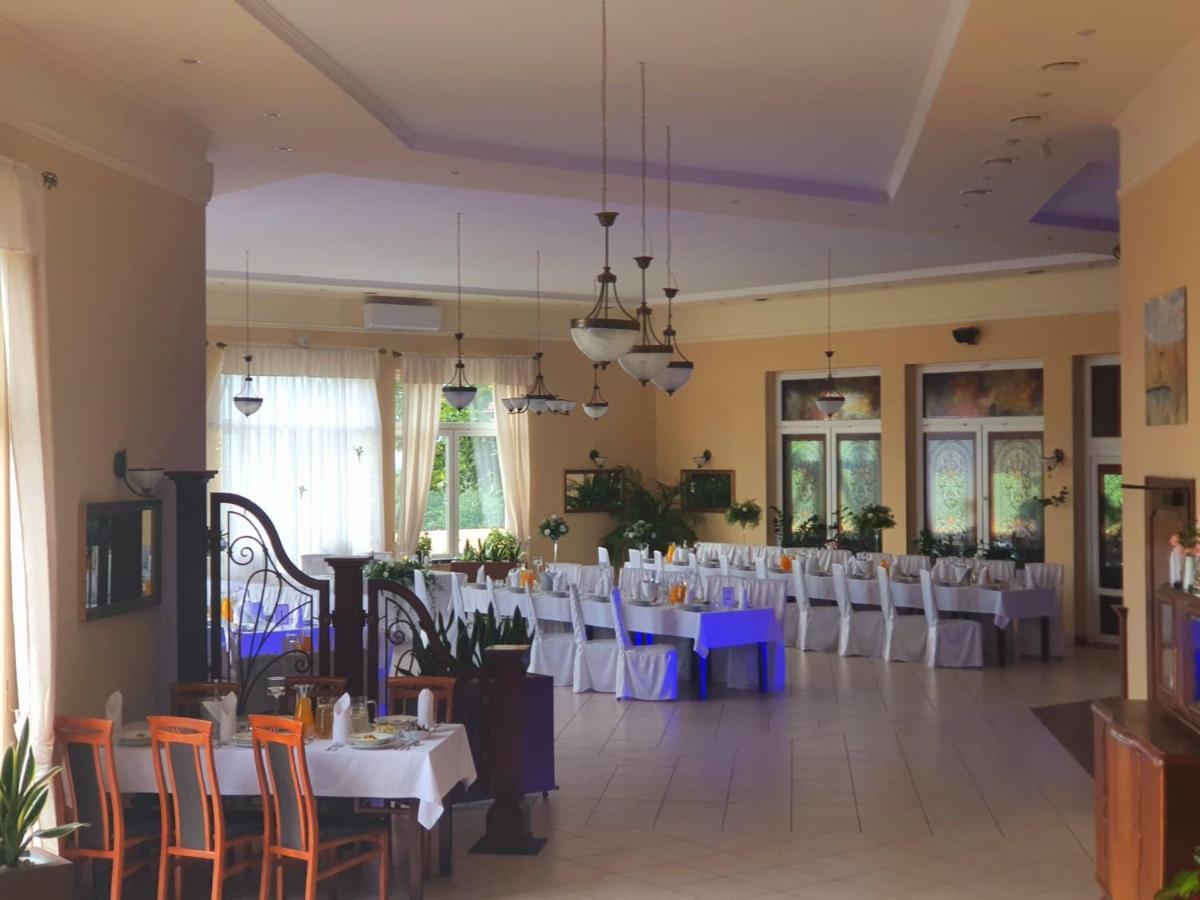 Hotel Metro קלודז'קו מראה חיצוני תמונה