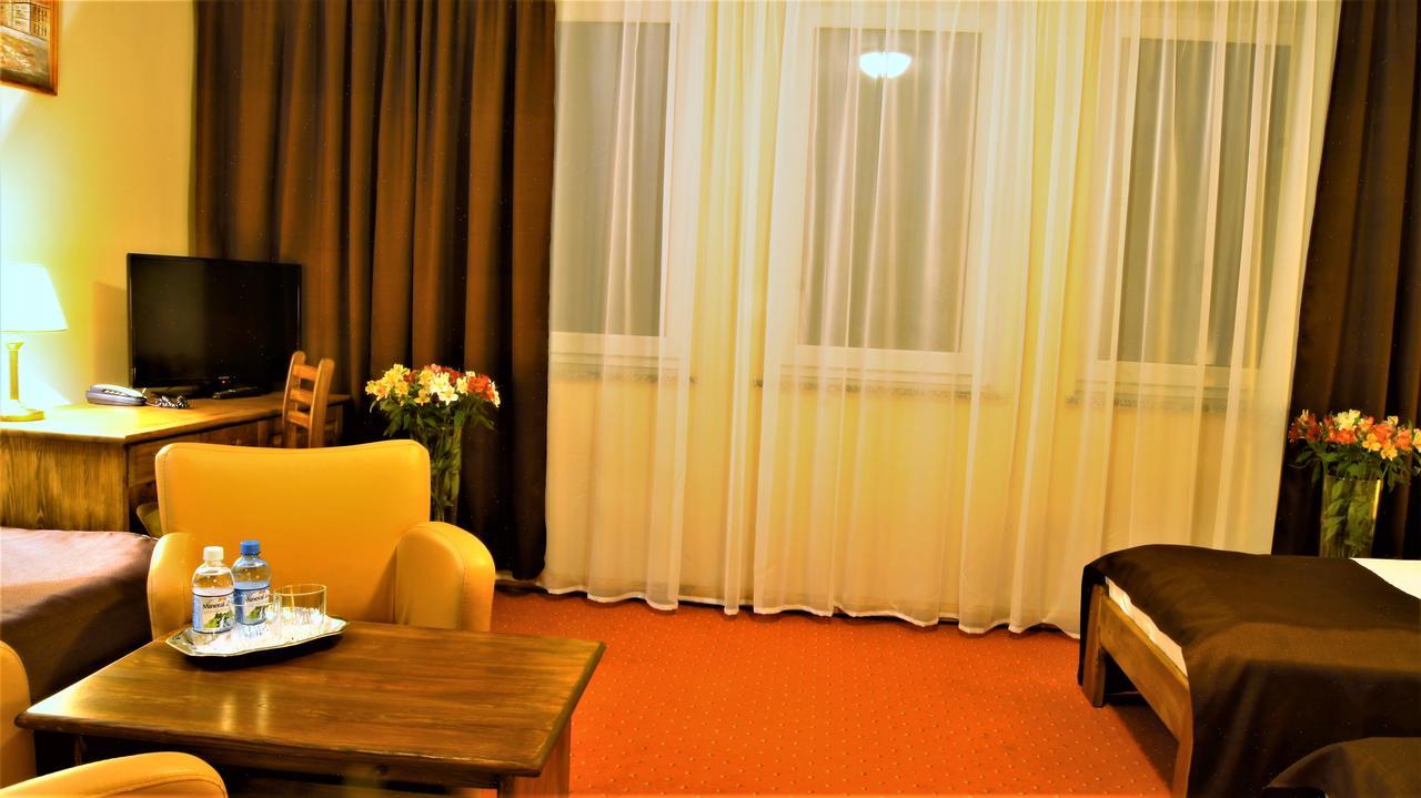 Hotel Metro קלודז'קו מראה חיצוני תמונה
